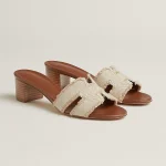 Oasis sandal